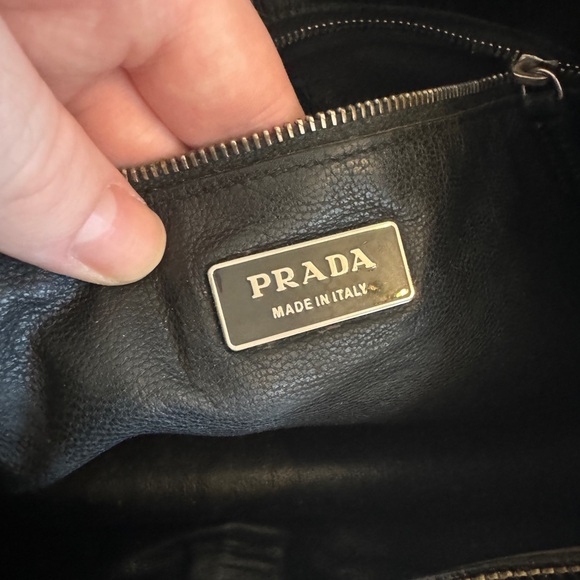 Authentic Prada Cleo Black Patent Leather Shoulder Bag Satchel Vintage Italy - Picture 13 of 16